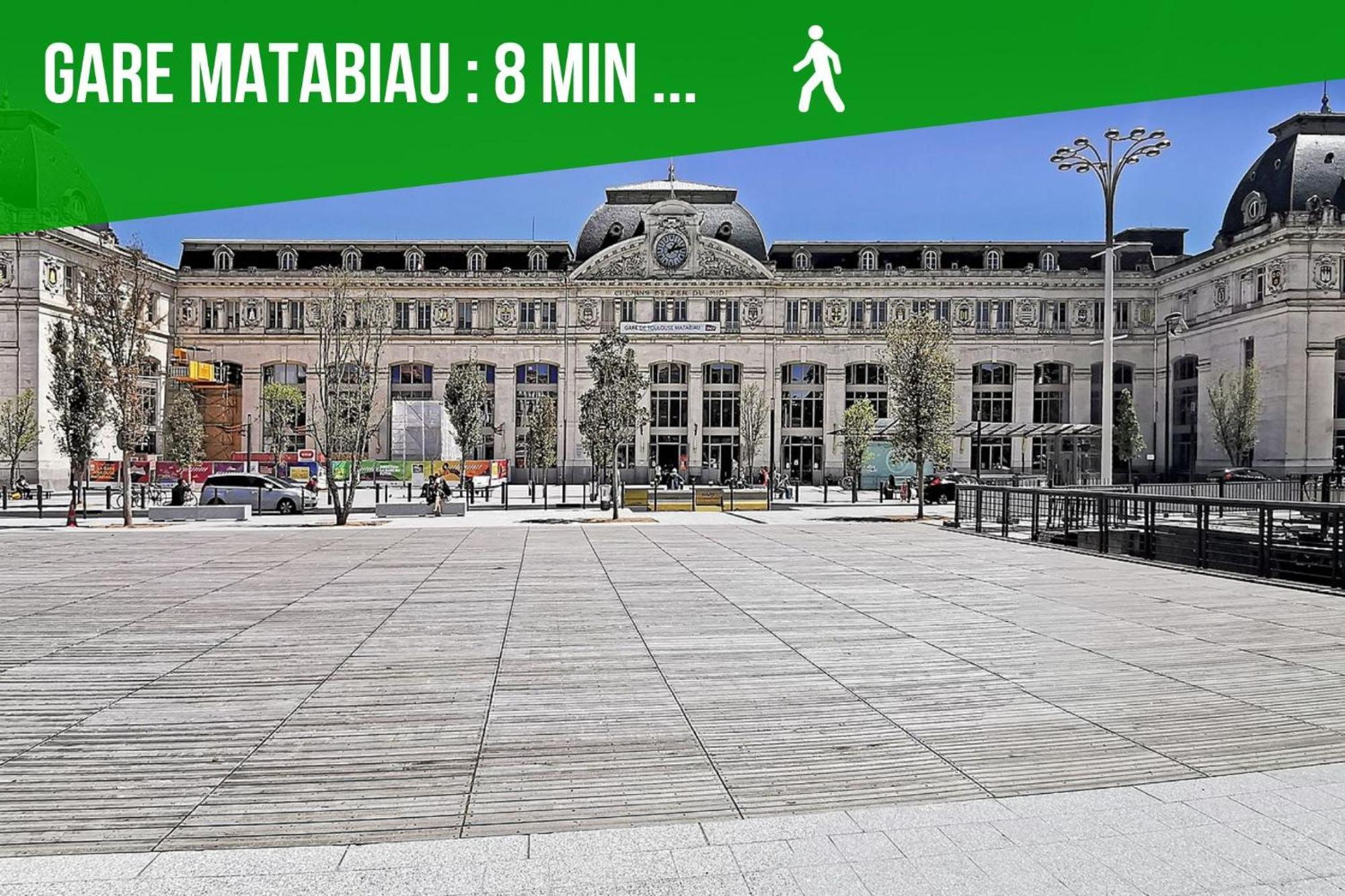 トゥールーズLe Nid D'Orient Entre Matabiau Et Capitole Parkingアパートメント エクステリア 写真
